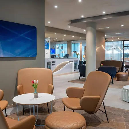 Hampton By Hilton Frankfurt Airport