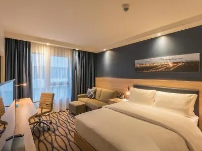 Hampton By Hilton Frankfurt Airport