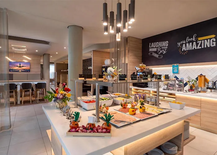 Hampton By Hilton Frankfurt Airport Отель Франкфурт-на-Майне