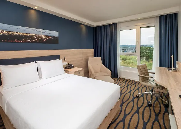 Hampton By Hilton Frankfurt Airport
