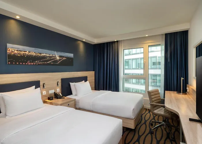 Hampton By Hilton Frankfurt Airport Франкфурт-на-Майне